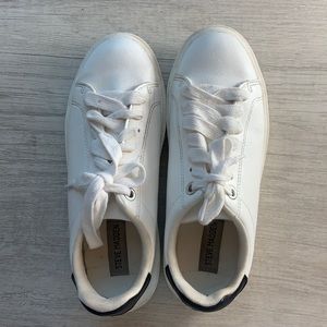 Steve Madden Catcher, size 7